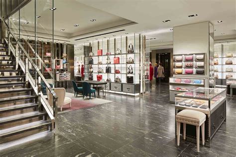 gucci chicago store
